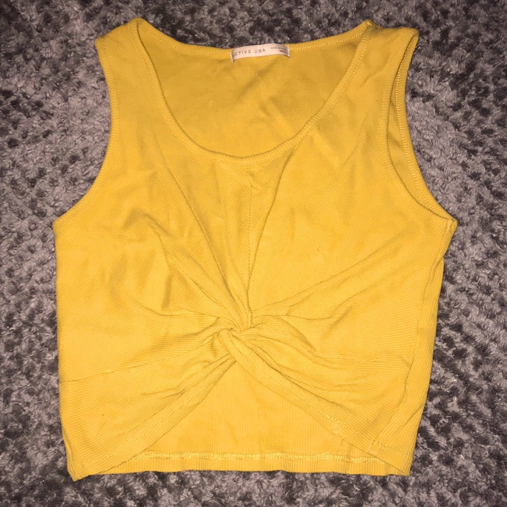 Twist front crop tank top